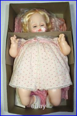 NRFB Vintage 18 Madame Alexander Pussy Cat Baby Doll Blonde Sleepy Eyes #5225