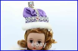 NWT Vintage Madame Alexander Queen Elizabeth II Coronation 1992 Limited Doll 8