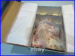 New in Box Madame Alexander 16 Porcelain Rococo Catherine Doll 90000