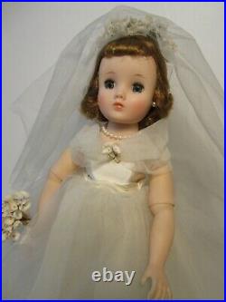 Original Beautiful Madame Alexander 15 1/2 Elise Bride Doll Tagged Dress