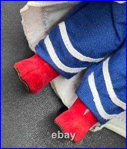 RARE Adorable 8 Madame Alexander Wizard of Oz OEO Guard Doll #33595 w Stand