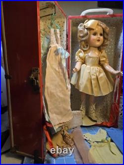 RARE! Madame Alexander Sonja Henie Composite Skater 1930s Doll and Travel Case