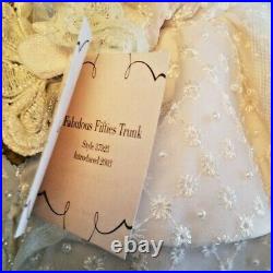 RARE Madame Alexander Wendys Fabulous Fifties Trunk Bride Doll #37925