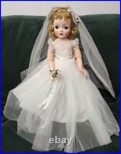 Rare Madame Alexander Blonde Binnie Winnie Wendy Medici Bride Doll Cissy Face