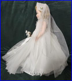 Rare Madame Alexander Blonde Binnie Winnie Wendy Medici Bride Doll Cissy Face