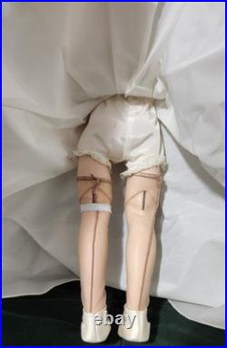 Rare Madame Alexander Blonde Binnie Winnie Wendy Medici Bride Doll Cissy Face