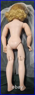 Rare Madame Alexander Blonde Binnie Winnie Wendy Medici Bride Doll Cissy Face
