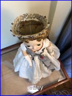 Rare Transitional Madame Alexander Vintage Cissy 1959 Fancy Decor Queen tagged