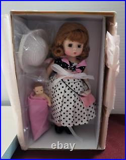 Rare VG MADAME ALEXANDER Doll It's A Girl #68465 8