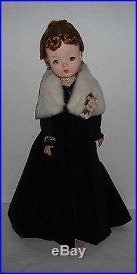 Vintage 1950's Madame Alexander Jointed Cissy Doll Sleep Eyes In Tagged Gown