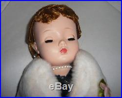 Vintage 1950's Madame Alexander Jointed Cissy Doll Sleep Eyes In Tagged Gown