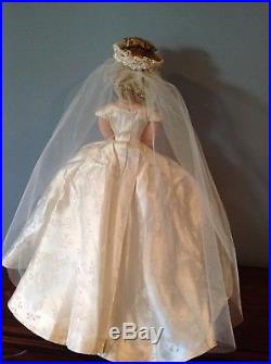 VINTAGE 1955 MADAME ALEXANDER CISSY BRIDE DOLL #2101