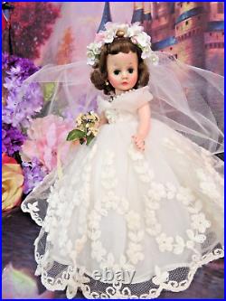 VINTAGE 1958 brunette MADAME ALEXANDER CISSETTE DOLL tagged WEDDING DRESS veil