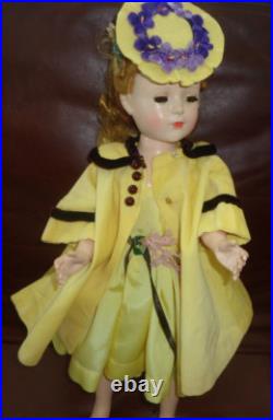 VINTAGE 50S PLASTIC MADAME ALEXANDER BLONDE BALLERINA 17.5 DOLL With CLOTHES LOT