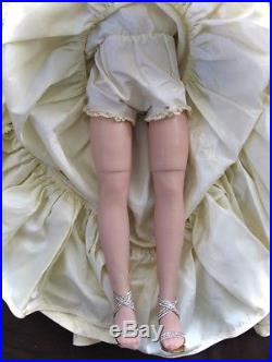 Vintage Elegant Orig Queen Elizabeth Cissy Doll Made By Madame Alexander In 1956