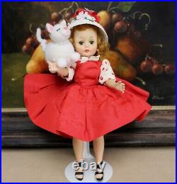 VINTAGE MADAME ALEXANDER 1957 Blonde Cissette Doll with Elegant Kitten