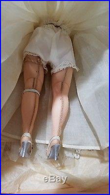 VINTAGE MADAME ALEXANDER CISSETTE BRIDE #755 Original outfit and box