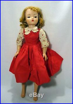 Vintage Madame Alexander Cissy Doll In Tagged Red Dresswow