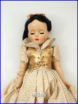 VINTAGE Madame Alexander 17 Snow White Composition Doll 1952