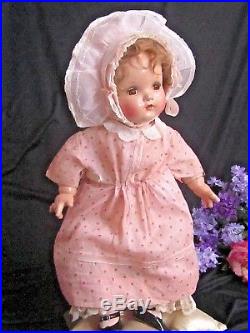 VINTAGE antique 1940 MADAME ALEXANDER Baby McGuffy DOLL composition OLD dress 24