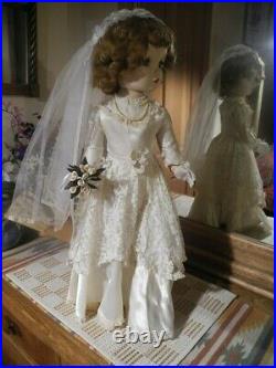 VTG Madame Alexander Binnie Winnie Walker Doll Bride Veil Gloves Shoes Stand 24