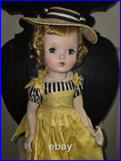 Vintage 15 BINNIE WALKER Madame Alexander Doll Original Box Tagged Dress