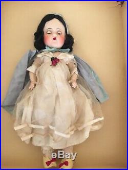 Vintage 1930s Madame Alexander Snow White Composition Doll 18 In