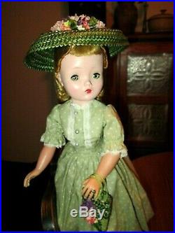 Vintage 1950's Madame Alexander 20 Cissy Doll extras