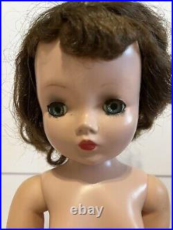 Vintage 1950's Madame Alexander Cissy Doll Brunette Blue Eyes 20