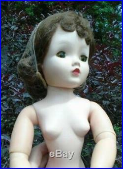 Vintage 1950s Madame Alexander 20 Cissy Doll Blue/Green Eyed Brunette