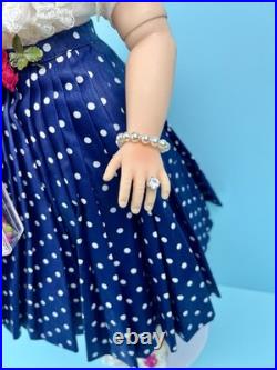 Vintage 1950s Madame Alexander Cissy Doll