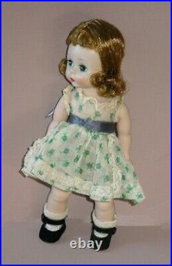 Vintage 1955 Alexander SLW Alexander-Kin In Wendy Trousseau Dress