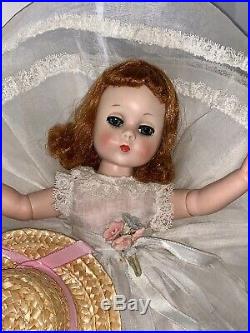 Vintage 1956-59 MADAME ALEXANDER Jointed LISSY Doll In Tagged Garden Gown