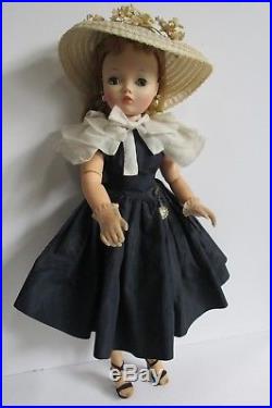 Vintage 1956 Cissy Doll in Outfit #2017 Nice Color All Original