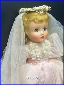 Vintage 1957 Madame Alexander Elise Doll 16 Tall