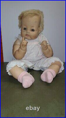 Vintage 1961 Large Madame Alexander Doll 22
