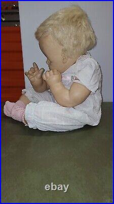 Vintage 1961 Large Madame Alexander Doll 22
