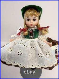 Vintage 1970 & 1980s Madame Alexander 8 World International Dolls Lot of 12