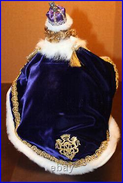 Vintage 1992 Madame Alexander Queen Elizabeth II Coronation Doll