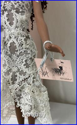 Vintage 2000 Paris Williams Madame Alexander Doll, Sold Out Show With Coa/box