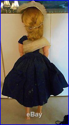 Vintage 20 Inch Madame Alexander Cissy Doll
