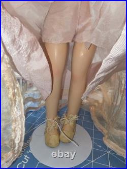 Vintage Antique WENDY ANN BRIDE 1930s COMPOSITION MADAME ALEXANDER Doll