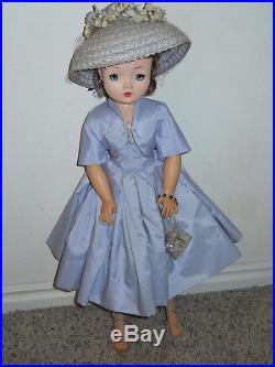 Vintage Brunette 21 Madame Alexander Cissy Doll in Lavender Dress & Jacket MIB