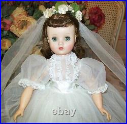 Vintage Brunette Elise Beautiful Bride Doll 50's Original Clothes Alexander