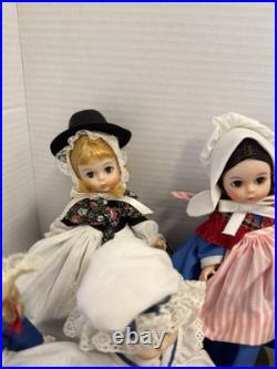 Vintage Collectible Madame Alexander Dolls International Dolls Set Of 11 W6