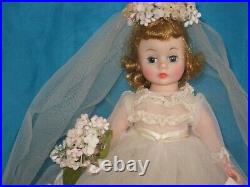 Vintage MADAME ALEXANDER CISSY CISSETTE BRIDE DOLL w HANG TAG