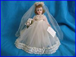 Vintage MADAME ALEXANDER CISSY CISSETTE BRIDE DOLL w HANG TAG