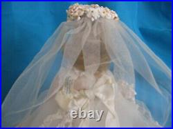 Vintage MADAME ALEXANDER CISSY CISSETTE BRIDE DOLL w HANG TAG