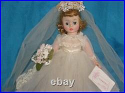 Vintage MADAME ALEXANDER CISSY CISSETTE BRIDE DOLL w HANG TAG