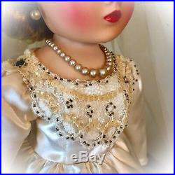 Vintage Madame Alexander 16.5 1960 Bride Doll Elise #1735